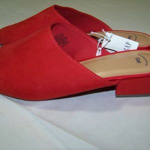 Gap Women's Pointed Toe Slip On